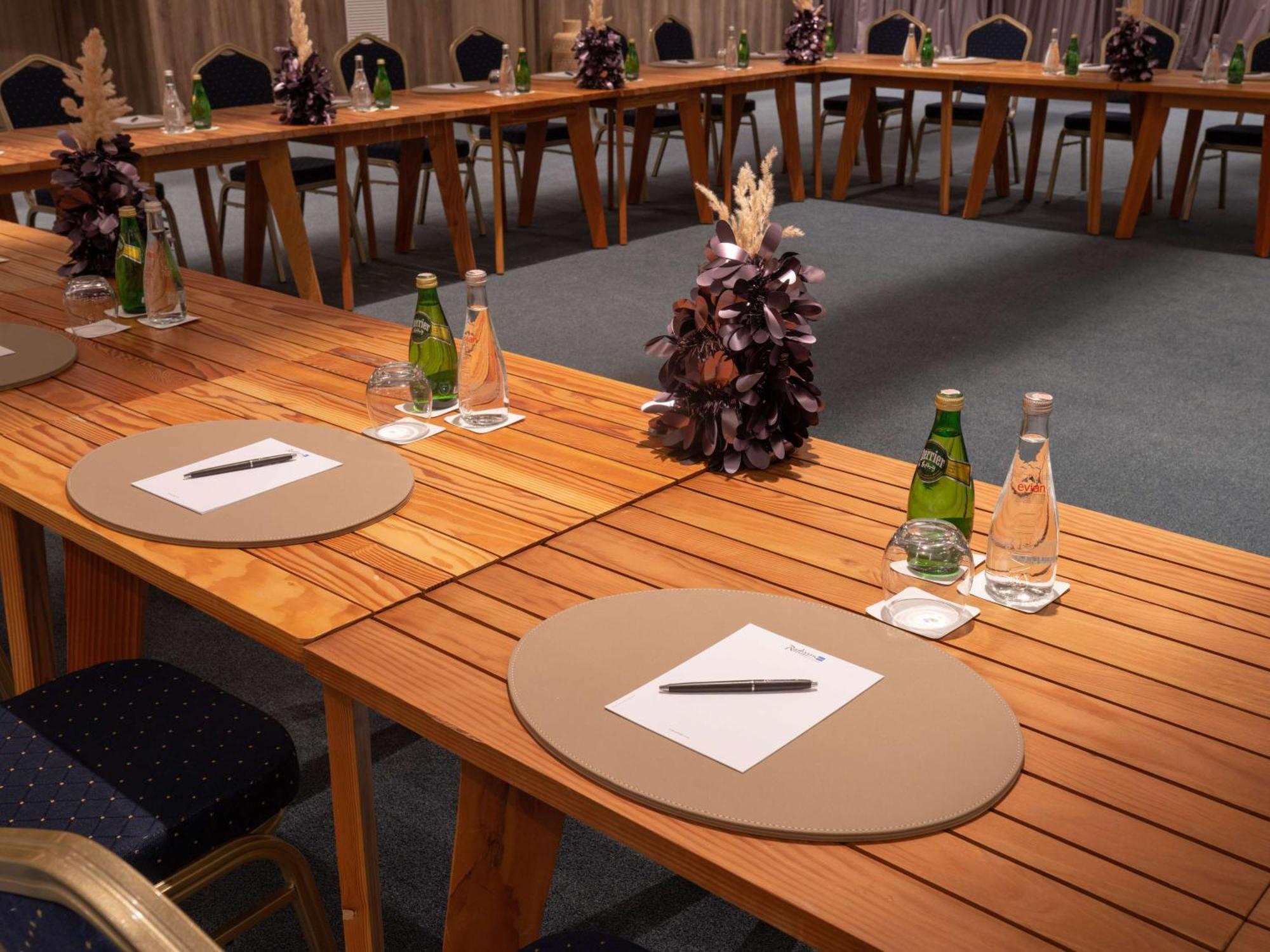 Radisson Blu Resort Аль-Хосейма Екстер'єр фото The conference centre